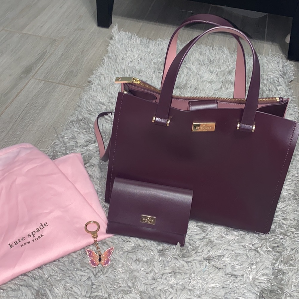 Kate Spade tote, matching wallet, keychain and duffel bag bundle